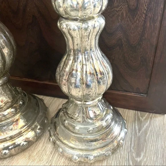 Two silver vintage style candlesticks - Picture 12 of 16